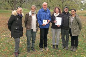 v.l. Rita Höppner, Angelika Schmitten, Horst Bertram, Birgit Röttering, Volker Unterladstetter und Sevil Yıldırım